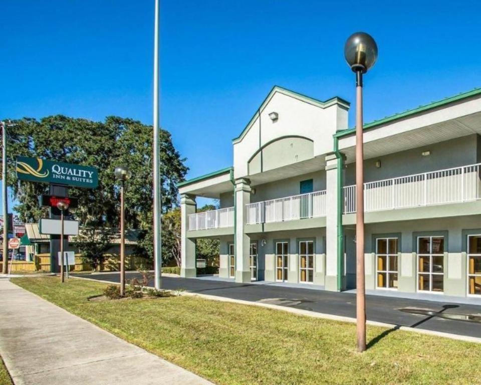 Quality Inn & Suites Near Панама-Сити Экстерьер фото